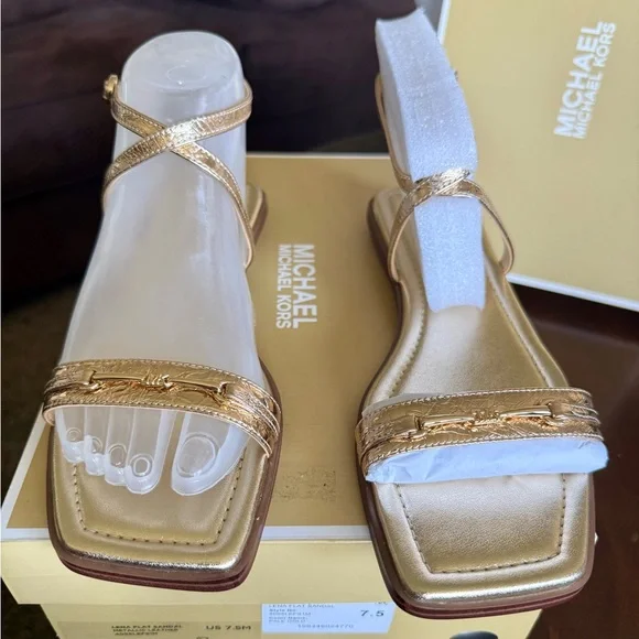 ✨ NEW Michael Kors Square Toe Sandals – Pale Gold ✨ - Picture 6 of 15